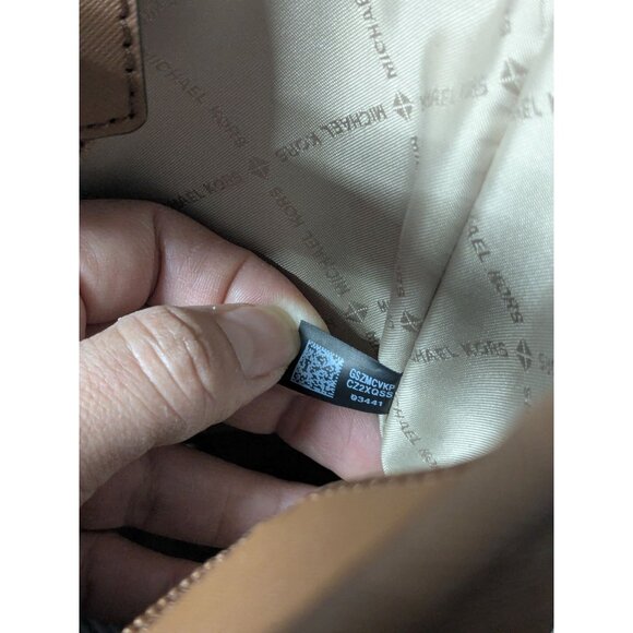 Michael Kors Jet Set Travel Leather Tote Bag Luggage Shoulder Carryall Classic - Picture 7 of 16